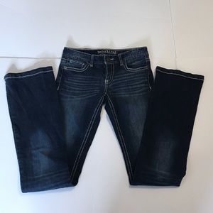 EUC MAURICES straight leg jeans size 1/2 L